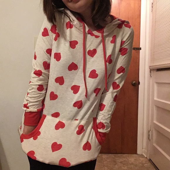 * New Hearts Hoodie - Picture 10 of 12